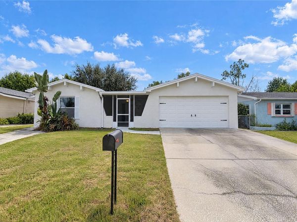 8402 MOULTON DRIVE , PORT RICHEY, FL 34668