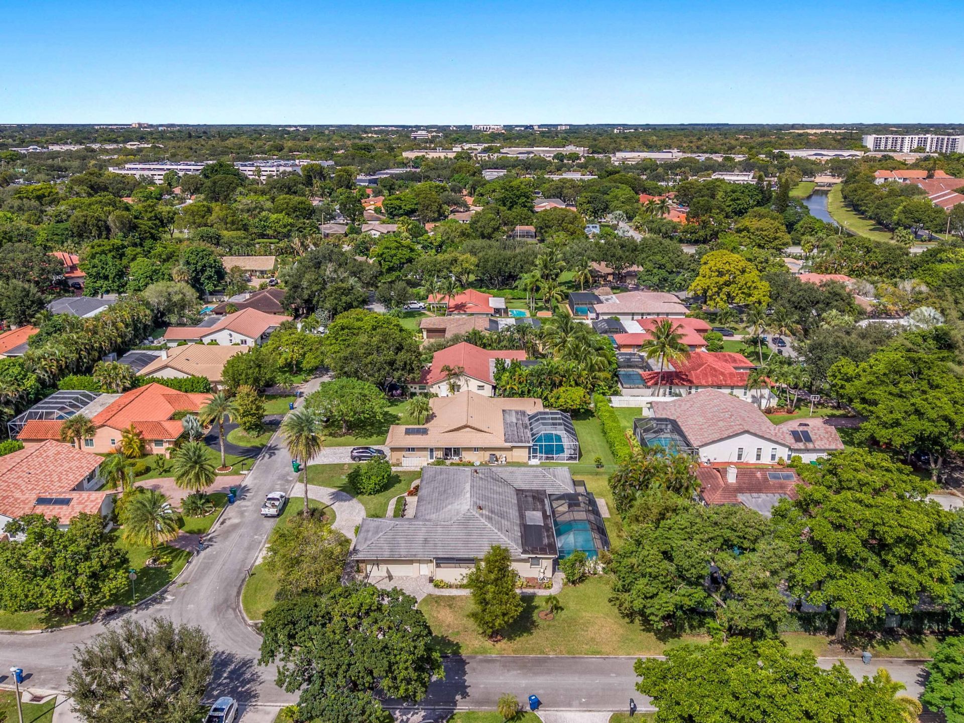 213 NW 94th Way, Coral Springs, FL 33071 | MLS ID B26092874 - The Keyes ...