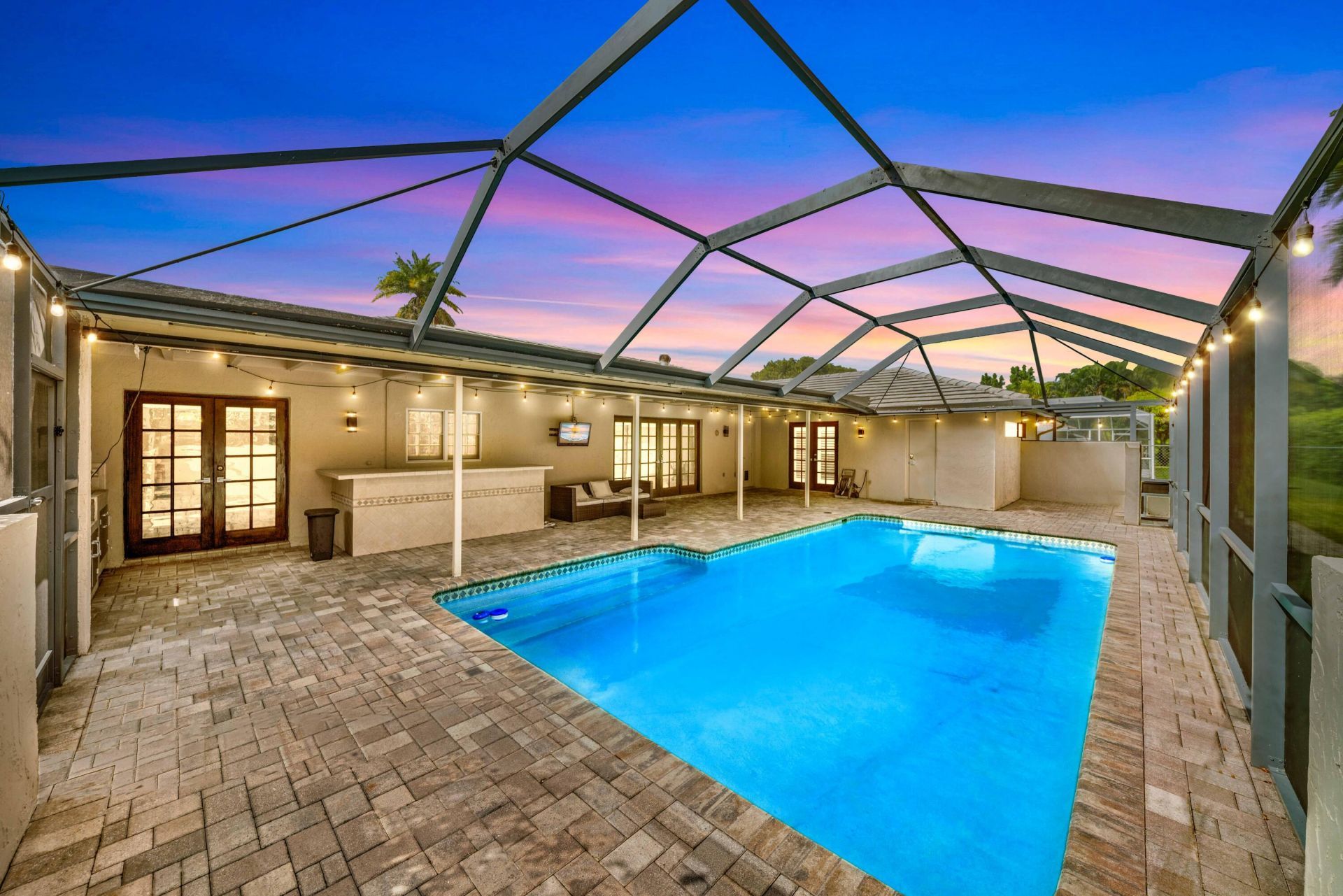 213 NW 94th Way, Coral Springs, FL 33071 | MLS ID B26092874 - The Keyes ...