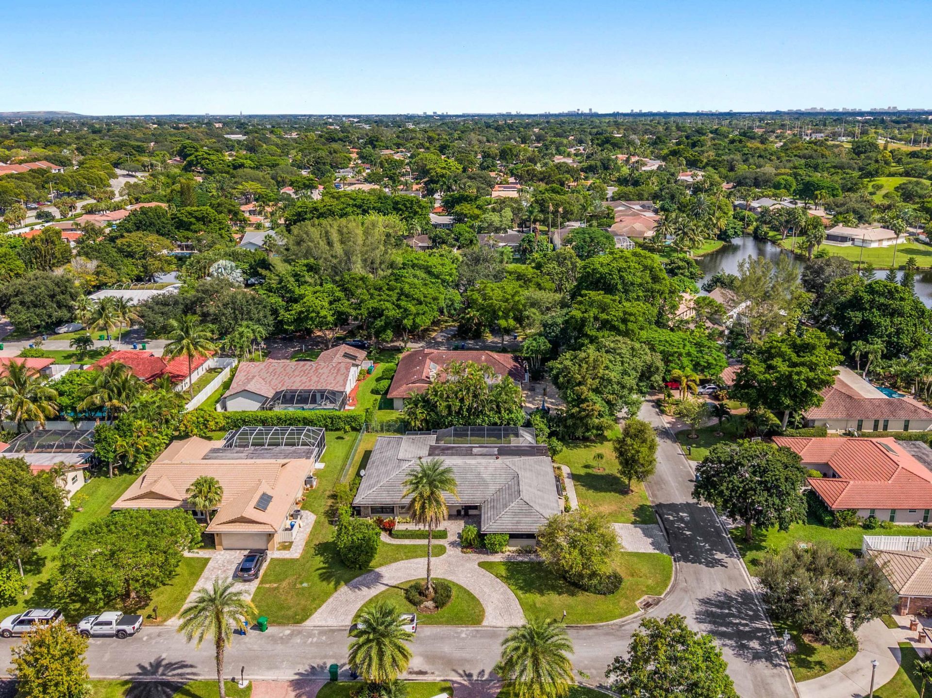 213 NW 94th Way, Coral Springs, FL 33071 | MLS ID B26092874 - The Keyes ...
