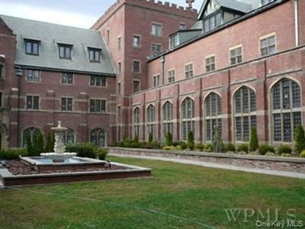 209 Chateau Rive , Peekskill, NY 10566