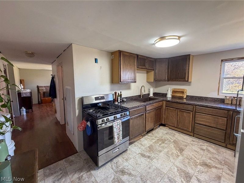 1292 Bedford Road, Masury, OH 44438 Photo 13
