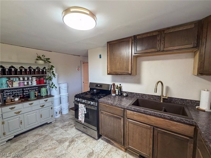 1292 Bedford Road, Masury, OH 44438 Photo 14