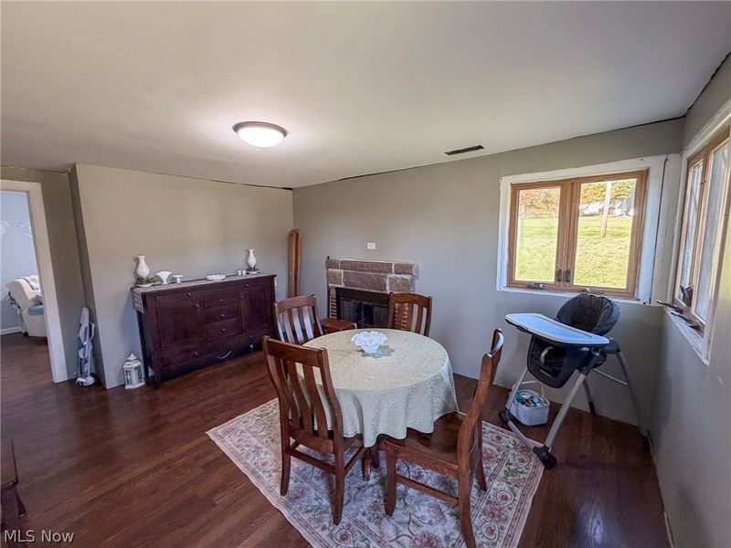 1292 Bedford Road, Masury, OH 44438 Photo 3
