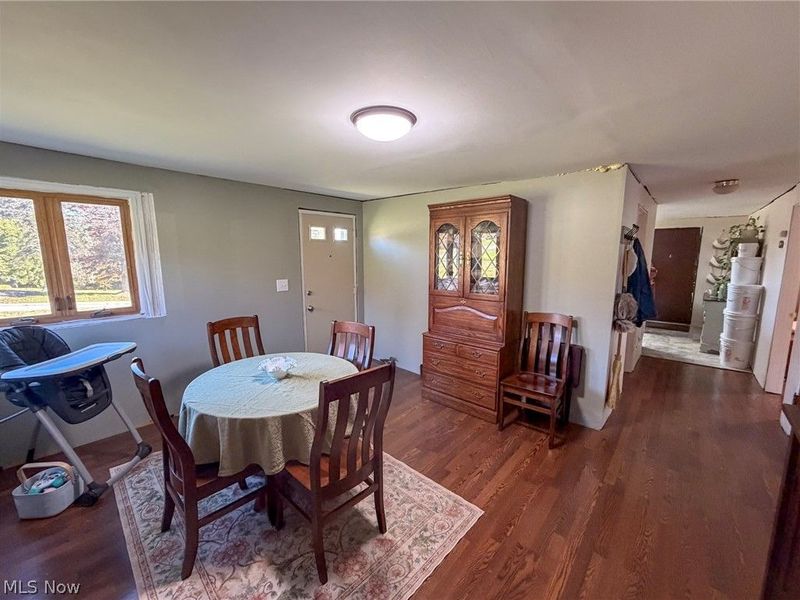 1292 Bedford Road, Masury, OH 44438 Photo 5