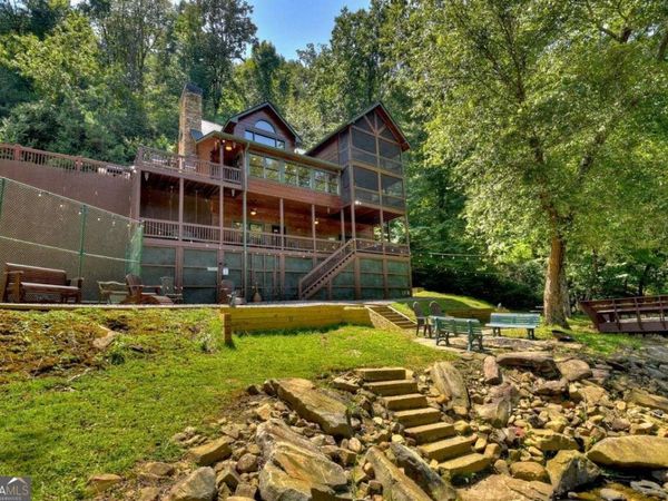 1031 Fugue Drive, Ellijay, GA 30536