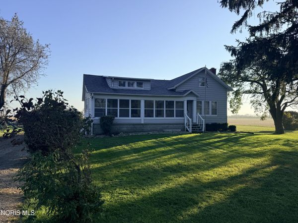7520 Cedar Point Road , Oregon, OH 43616