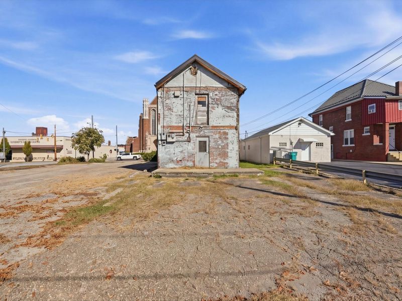 712 Market Street , Zanesville, OH 43701 Photo 18