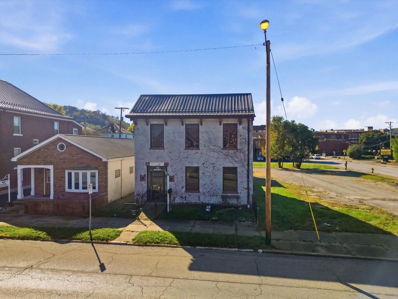 712 Market Street , Zanesville, OH 43701 Photo 3