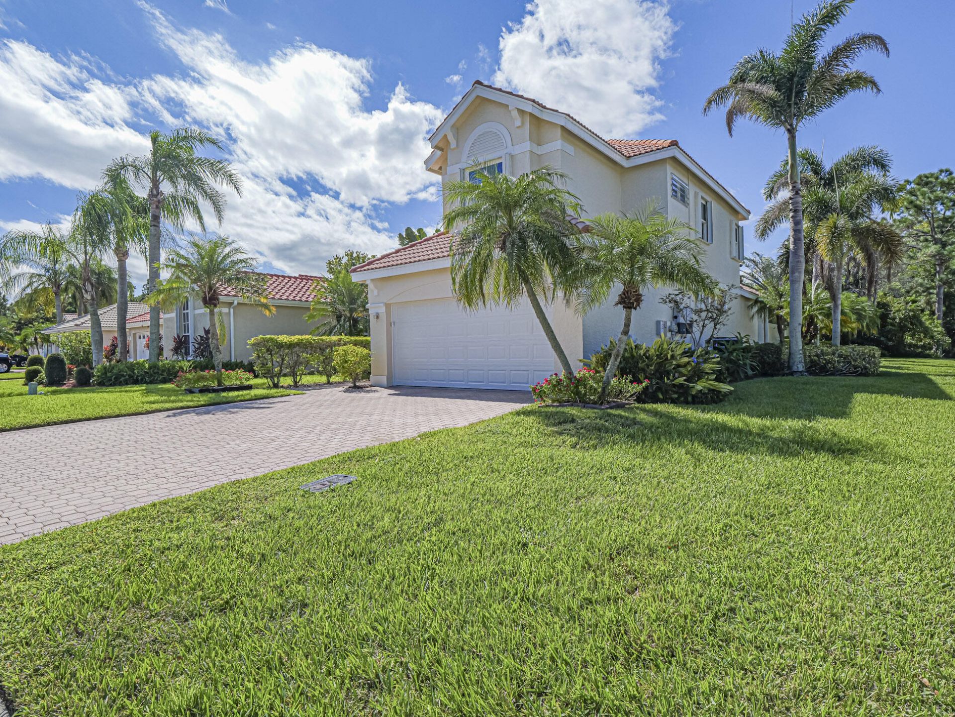 564 SW Saint Kitts Cove, Port Saint Lucie, FL 34986 Photo