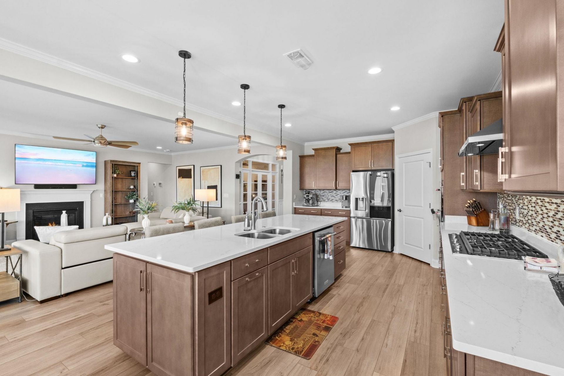 7245 Sarteano Dr.  Photo 14