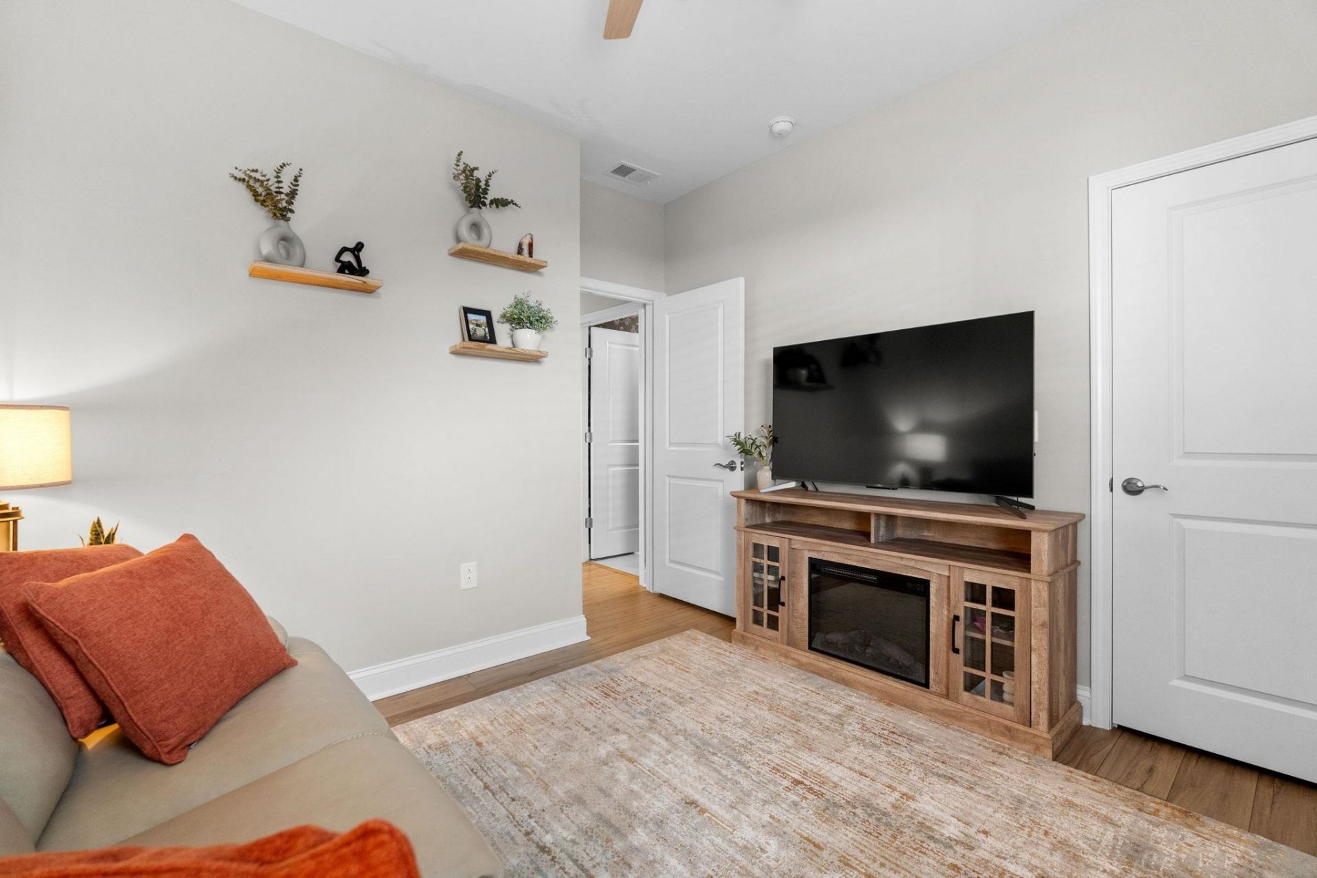 7245 Sarteano Dr.  Photo 30