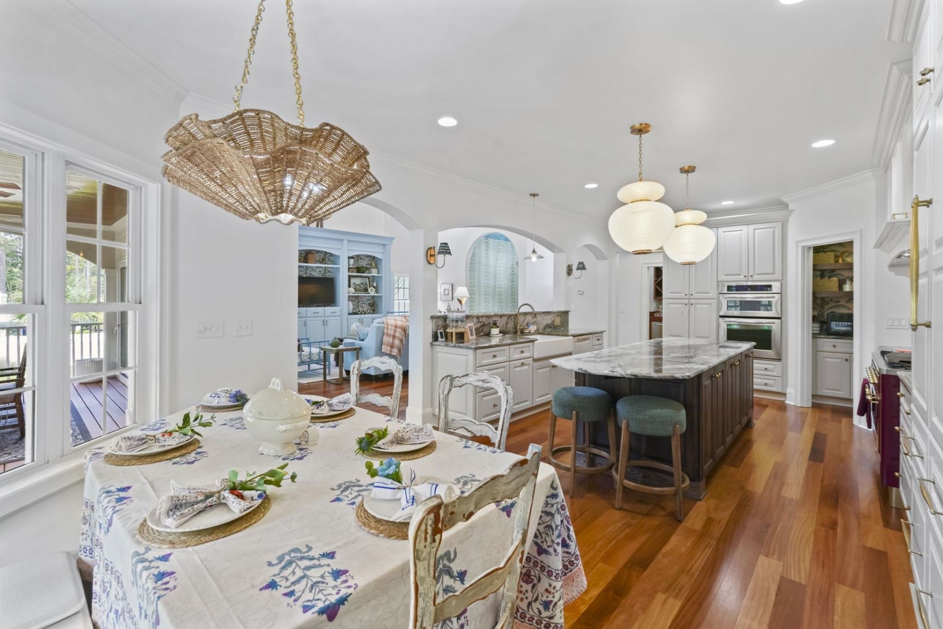 633 Hill Dr. Photo 17