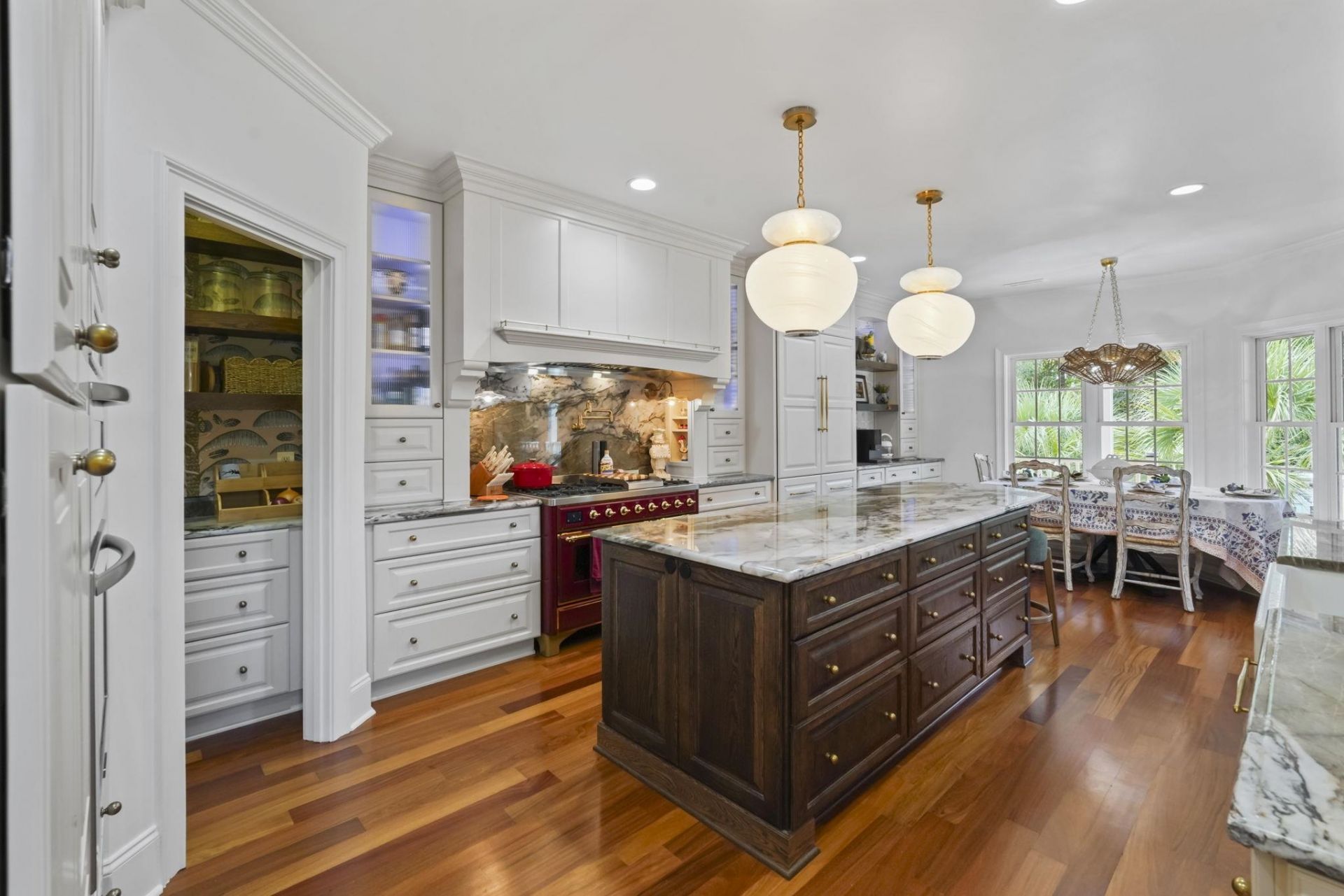 633 Hill Dr. Photo 19