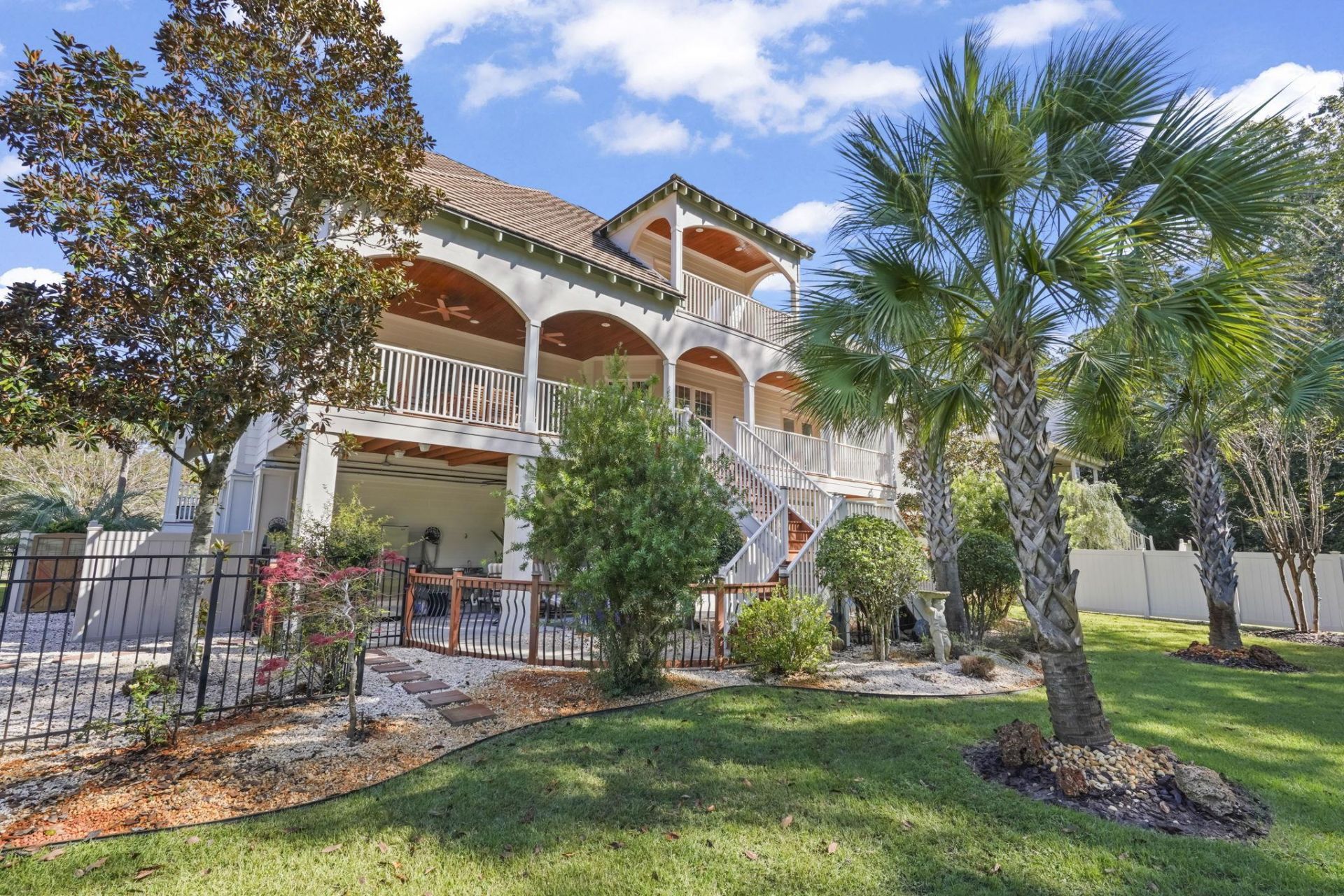 633 Hill Dr. Photo 85
