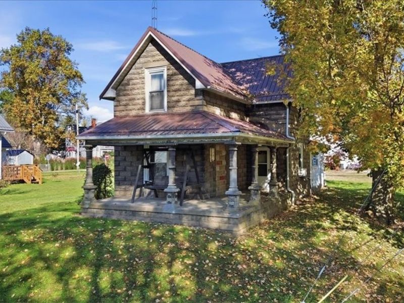 107 Mohican Street, Brinkhaven, OH 43006 Photo 3