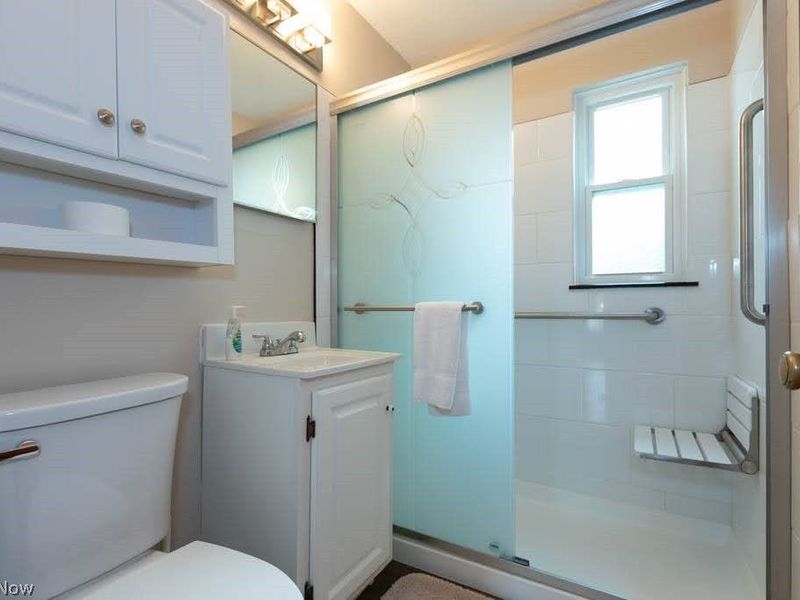 14613 Emery Avenue, Cleveland, OH 44135 Photo 25