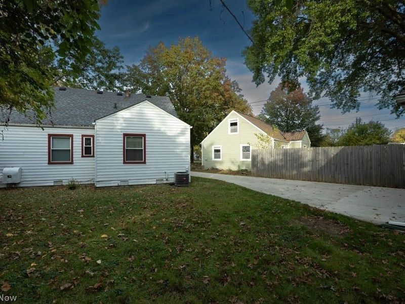 14613 Emery Avenue, Cleveland, OH 44135 Photo 8