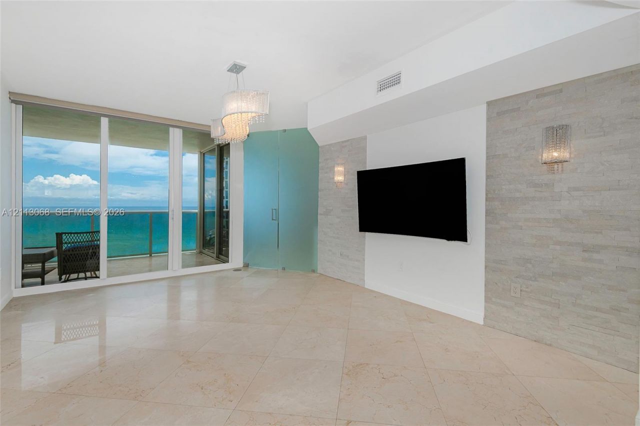 19111 Collins Ave, Unit 1007, Sunny Isles Beach, FL 33160 Photo