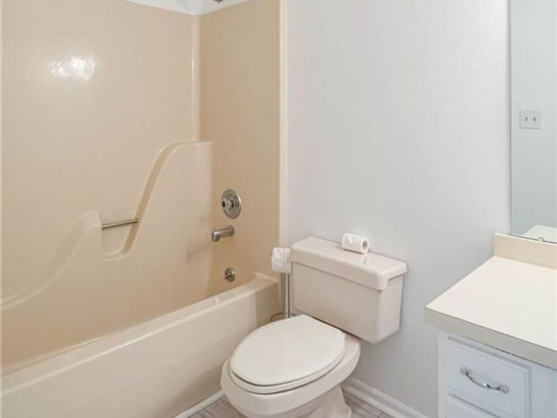 700 Ashton Circle, Unit 137, Kettering, OH 45429 Photo 13