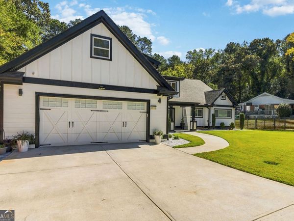 2952 Glenhaven Circle, Decatur, GA 30035