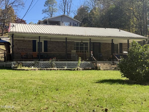 370 Johnson Hollow Road, Blountville, TN 37617