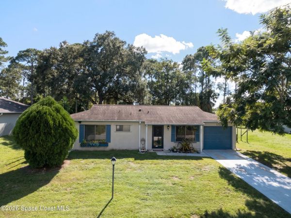 138 Bali Street SE , Palm Bay, FL 32909