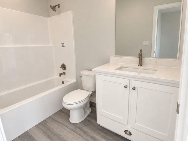 5829 Peachtree St, Milton, FL 32570