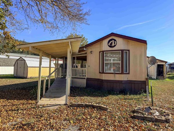 686 Old Arden Hwy, Colville, WA 99114