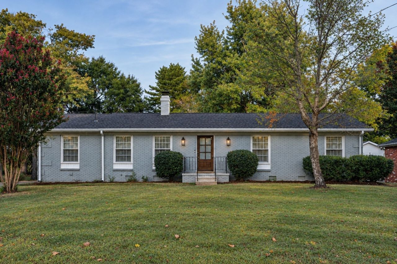 714 Harpeth Knoll Rd , Nashville, TN 37221 Main Photo