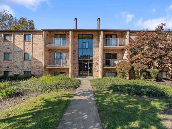 7238 Creekview Drive, Unit 2, Colerain Twp, OH 45247