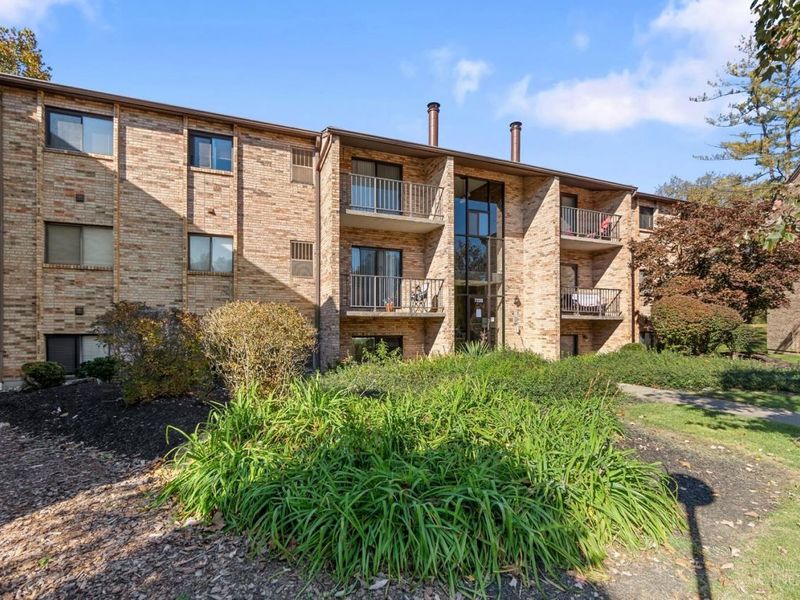 7238 Creekview Drive, Unit 2, Colerain Township, OH 45247 Photo 12