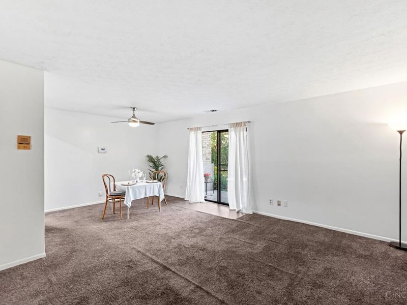 7238 Creekview Drive, Unit 2, Colerain Township, OH 45247 Photo 4