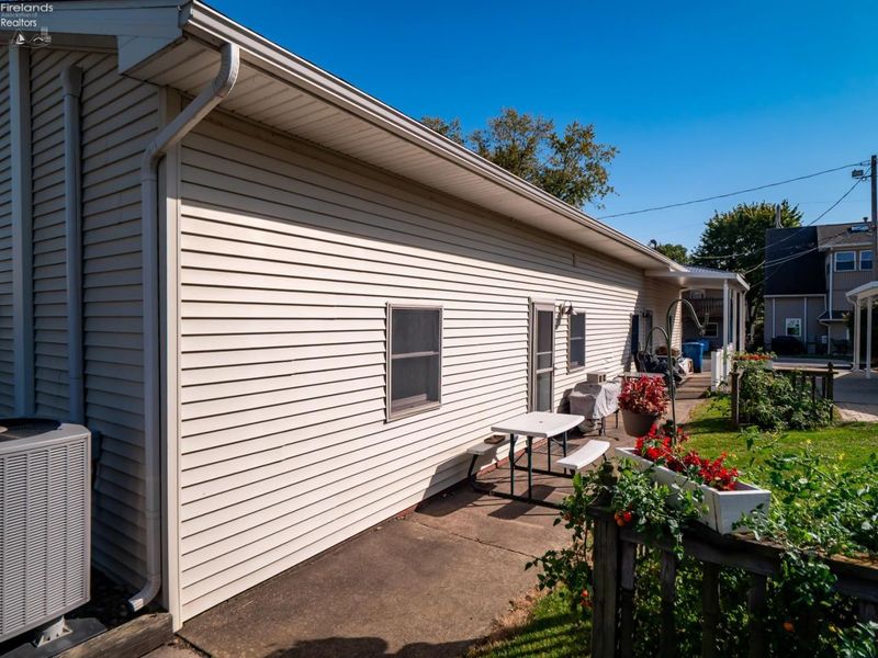 3130 N Carolina Street, Port Clinton, OH 43452 Photo 17