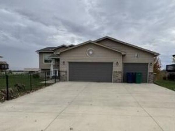 3328 17TH AVENUE SW, Watertown, SD 57201
