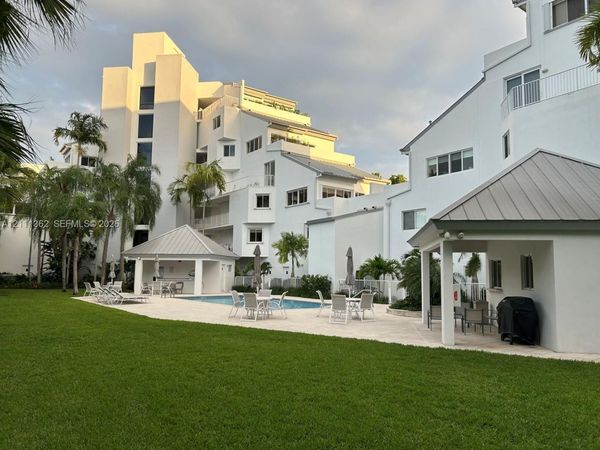 50 Ocean Lane Dr , Unit 404, Key Biscayne, FL 33149