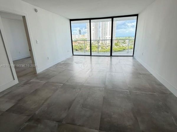 3731 N Country Club Dr , Unit 1229, Aventura, FL 33180