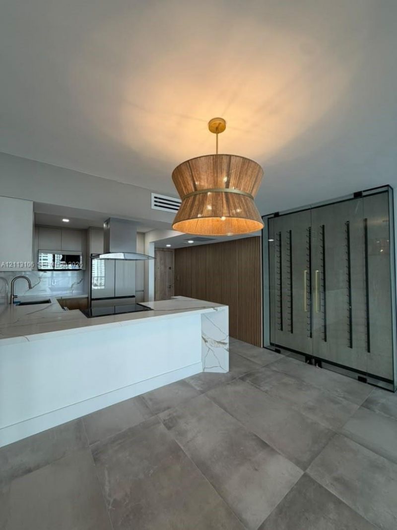 3731 N Country Club Dr , Unit 1229, Aventura, FL 33180 Photo