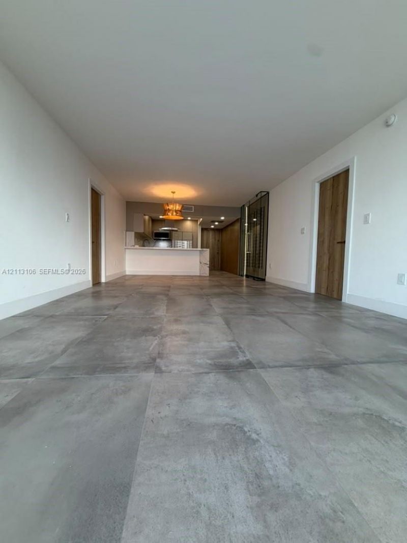 3731 N Country Club Dr , Unit 1229, Aventura, FL 33180 Photo