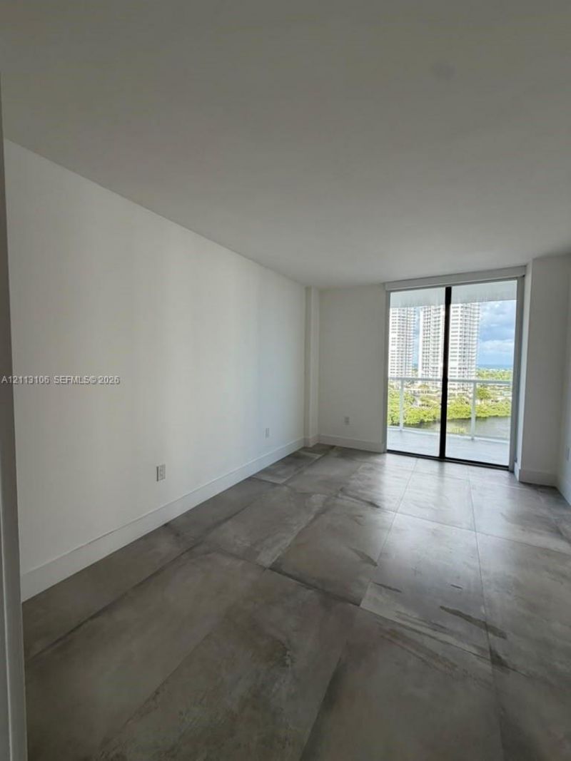 3731 N Country Club Dr , Unit 1229, Aventura, FL 33180 Photo