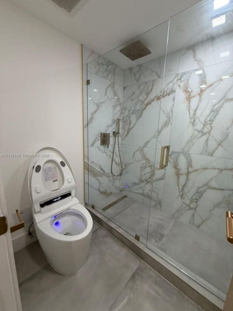 3731 N Country Club Dr , Unit 1229, Aventura, FL 33180 Photo