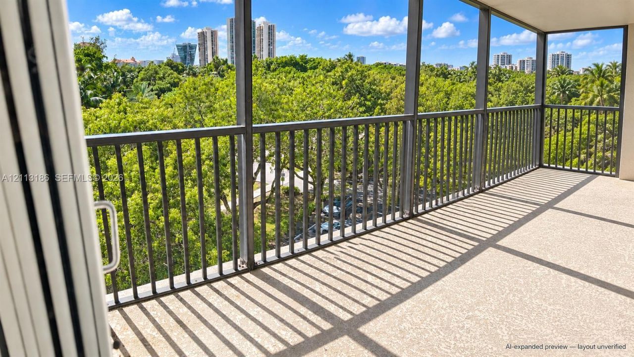 3401 N Country Club Dr , Unit 609, Aventura, FL 33180 Photo