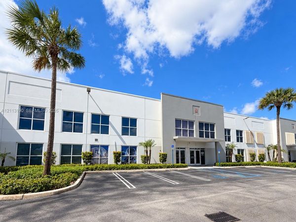 Unit 3A, Doral, FL 33166
