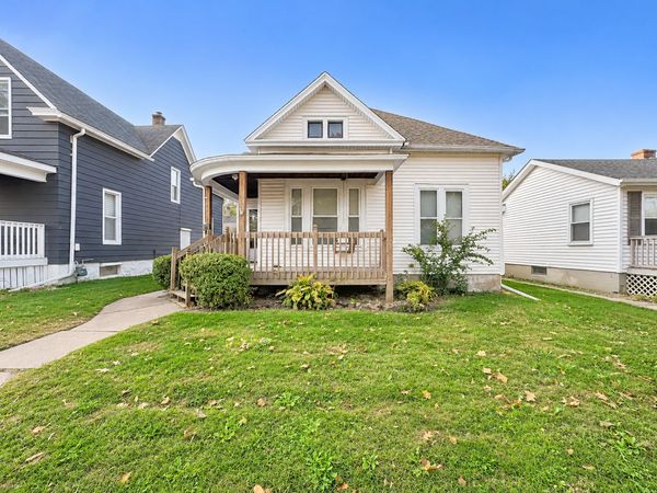 2317 Hobson Avenue , Davenport, IA 52802