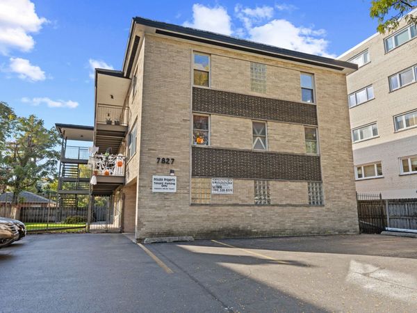 7827 North Avenue , Unit 1, River Forest, IL 60305