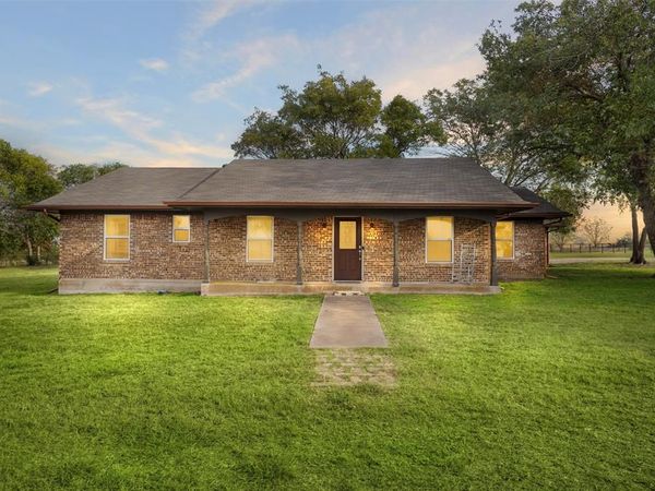 7228 FM 879 , Palmer, TX 75152