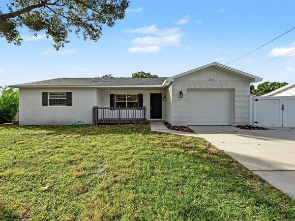 230 MAPLE AVENUE , PALM HARBOR, FL 34684