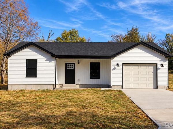 408 E Plattin Street , De Soto, MO 63020
