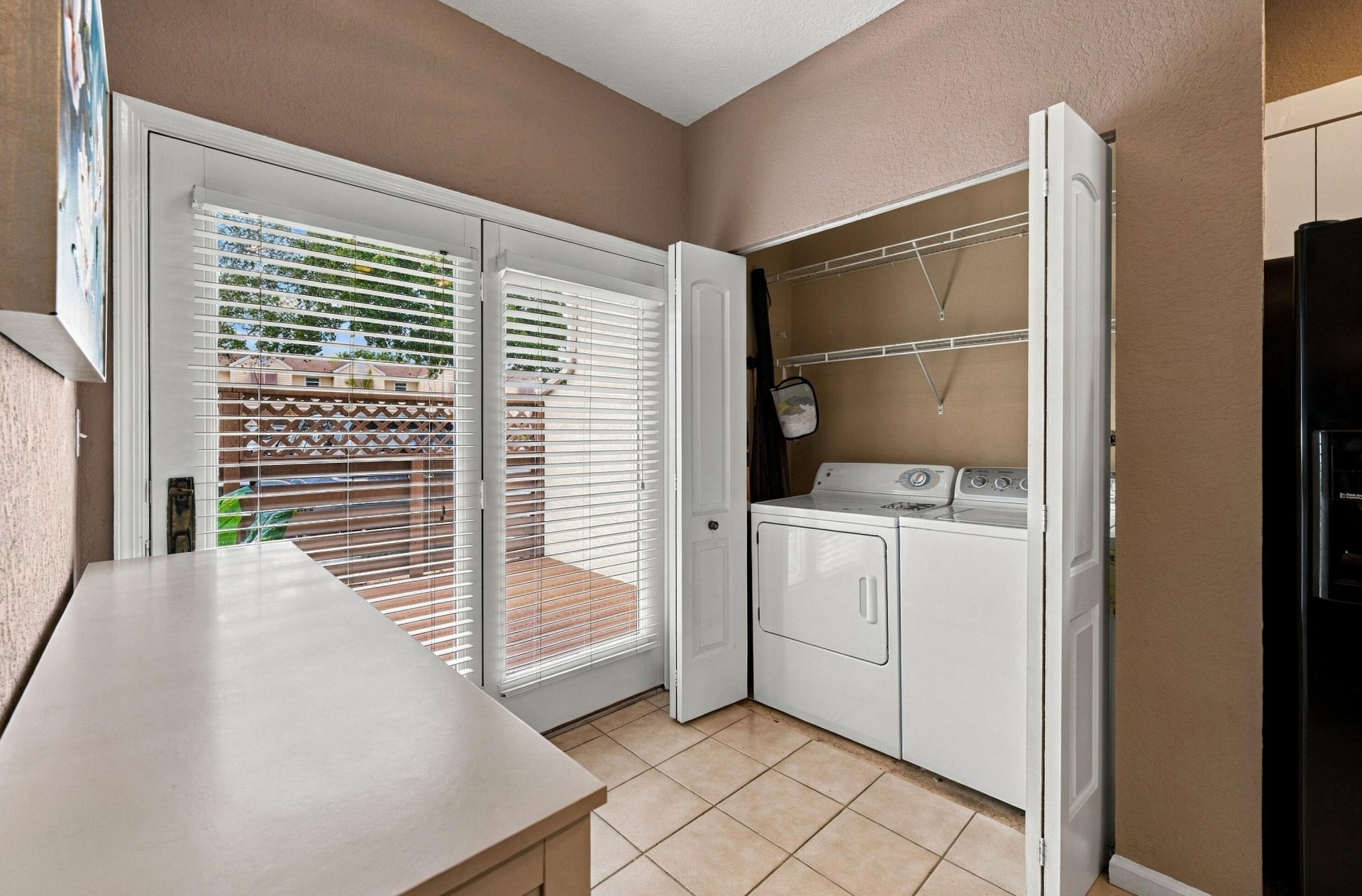258 W Hemingway Circle, Margate, FL 33063 Photo