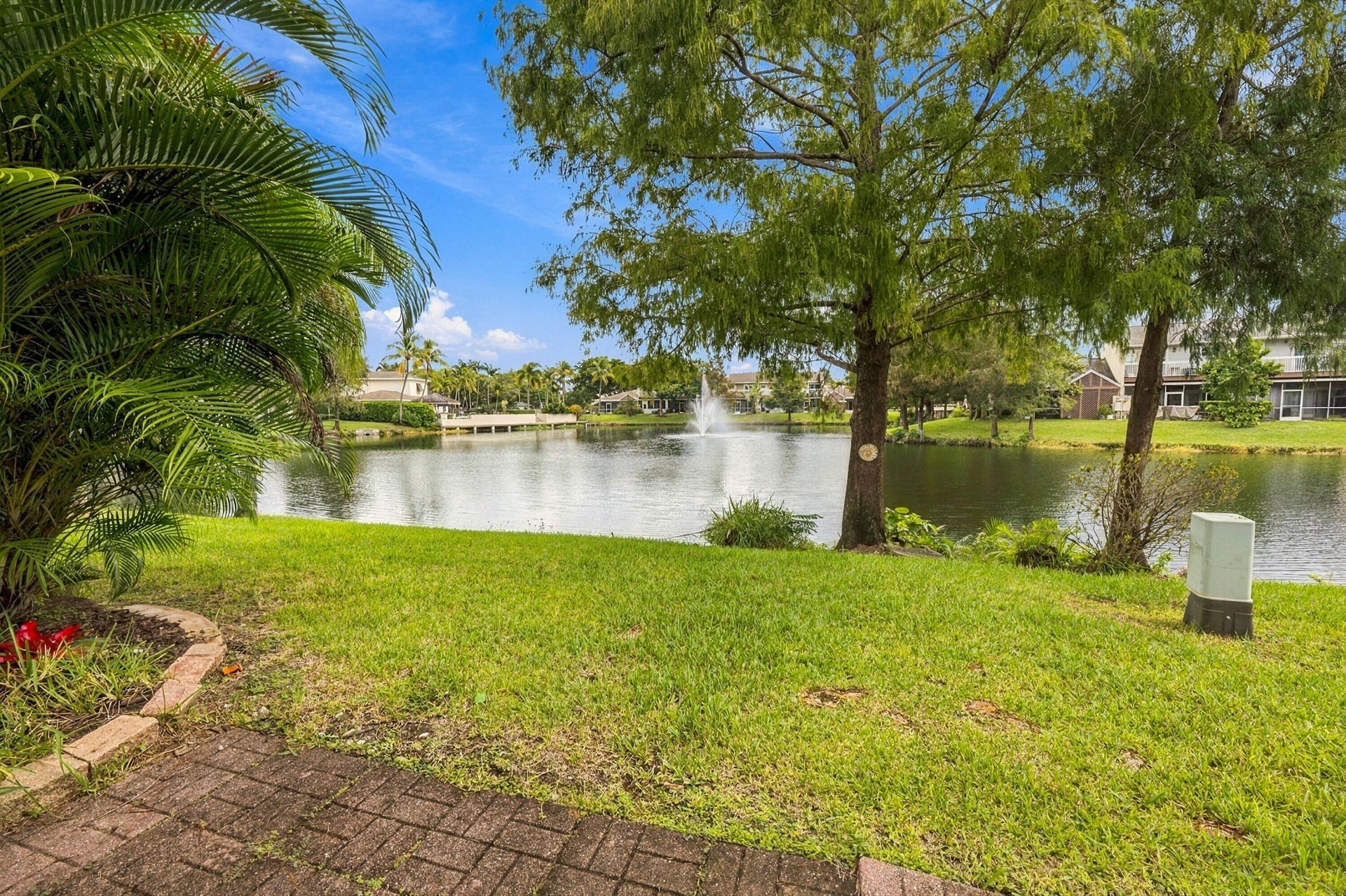 258 W Hemingway Circle, Margate, FL 33063 Photo